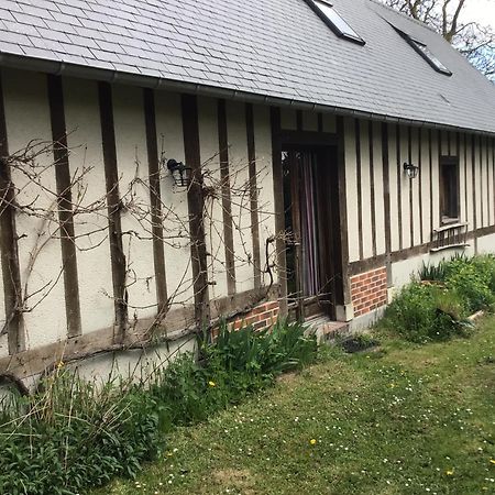 Gite Des Tournesols Ecaquelon Екстериор снимка